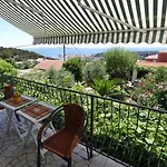 In Rab With Seaview, Balcony, Wifi, Washing Machine * Palit