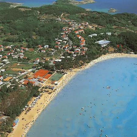In Rab With Seaview, Balcony, Wifi, Washing Machine Апартаменты Palit