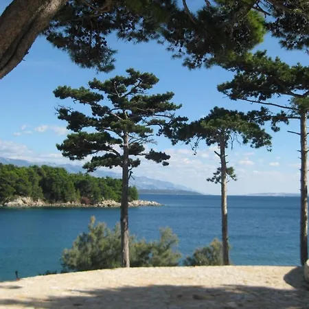 In Rab With Seaview, Balcony, Wifi, Washing Machine Appartement *