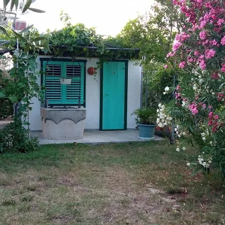 Lägenhet In Rab With Seaview, Balcony, Wifi, Washing Machine *