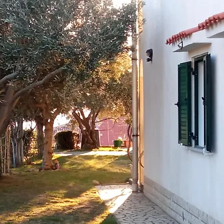 In Rab With Seaview, Balcony, Wifi, Washing Machine